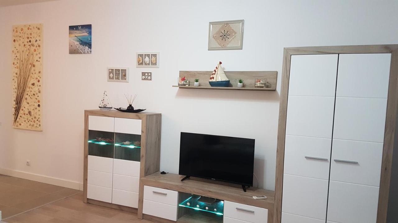 Estival Studio By Onix Blue Mamaia Nord Apartment Navodari Exterior photo