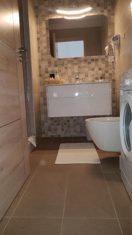 Estival Studio By Onix Blue Mamaia Nord Apartment Navodari Exterior photo