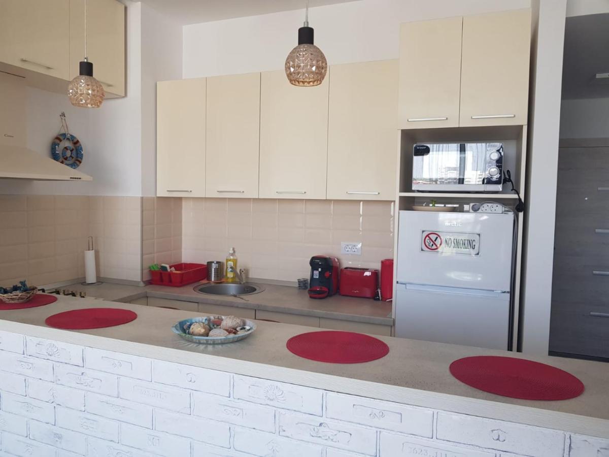 Estival Studio By Onix Blue Mamaia Nord Apartment Navodari Exterior photo